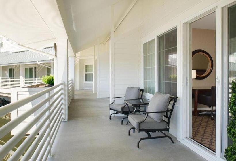 غرفة ديلوكس سرير كينج, Sheraton Sonoma Wine Country Petaluma