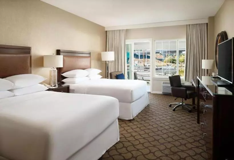 اتاق لوکس با تخت دو نفره بزرگ, Sheraton Sonoma Wine Country Petaluma