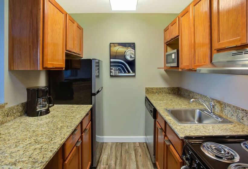 Студио Executive, Towneplace Suites Detroit Dearborn