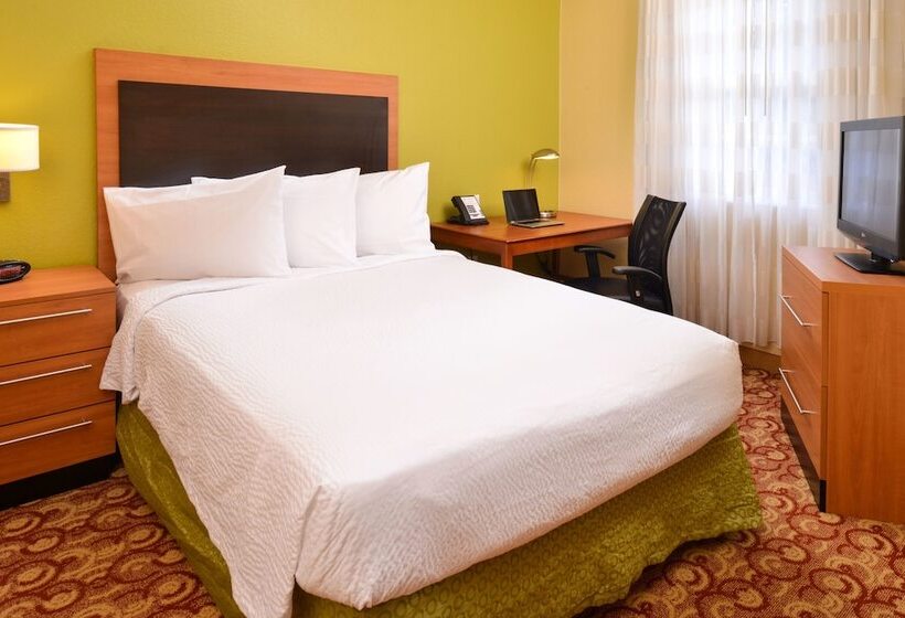 جناح غرفتين نوم, Candlewood Suites Miami Lakes, An Ihg