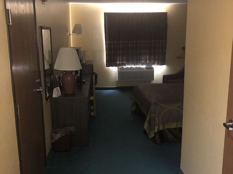 غرفة قياسية لذوى الاحتياجات الخاصة, Florence, Co