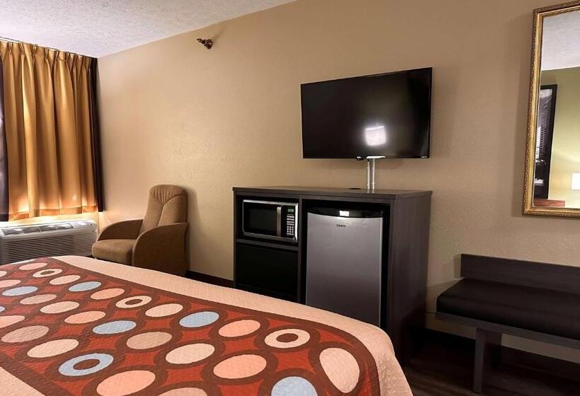 חדר סטנדרט עם מיטת קינג, Super 8 By Wyndham Bellefontaine