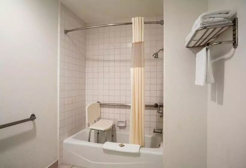 اتاق استاندارد با 2 تخت دوبل, Super 8 By Wyndham Santa Clarita/valencia