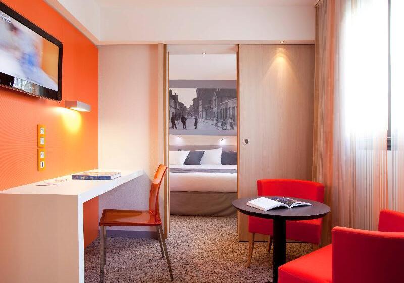 キングサイズベッドのスタンダードルーム, Super 8 By Wyndham Waxahachie Tx