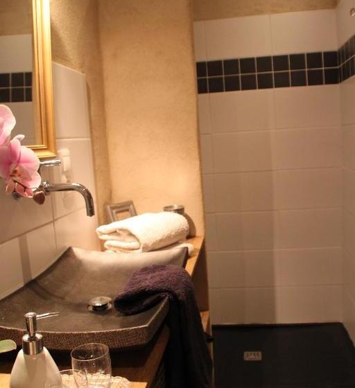 جناح دوبلكس, La Demeure Des Maitres