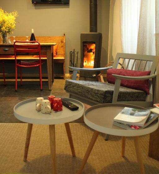 غرفة عائلية مطلّة علي الجبل, La Demeure Des Maitres