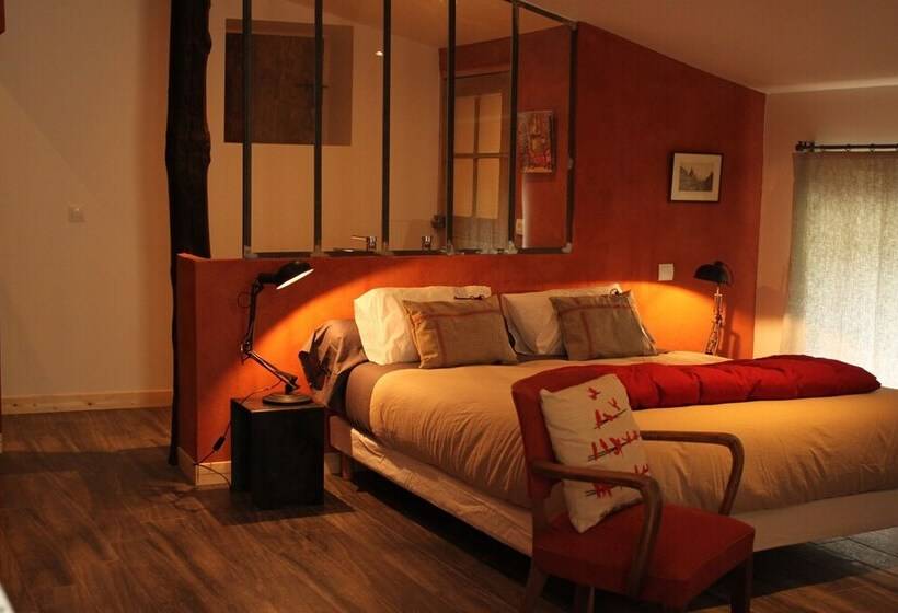 جناح, La Demeure Des Maitres