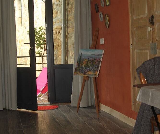 جناح, La Demeure Des Maitres