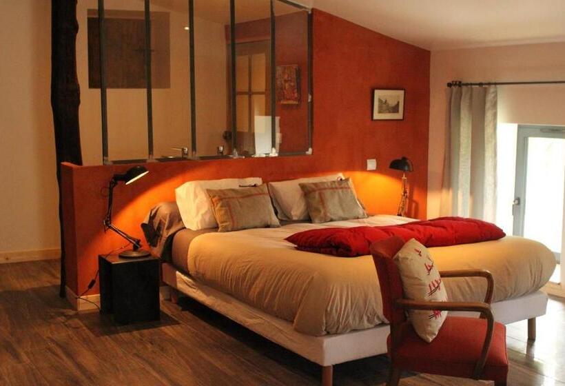 جناح, La Demeure Des Maitres