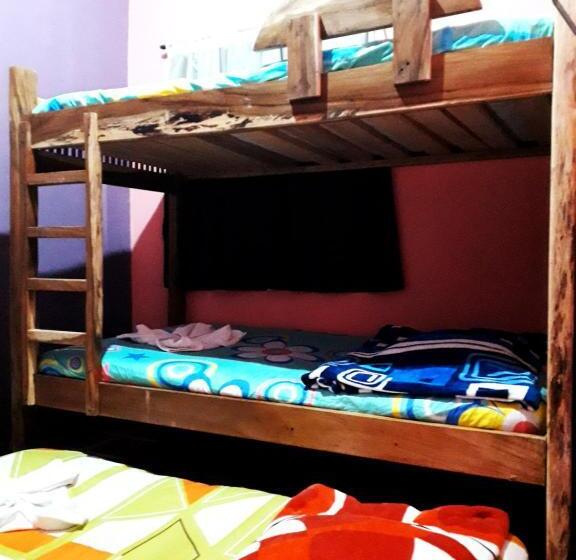 Семейный Номер Совместный Санузел, Vista Hermosa Eco Hostal