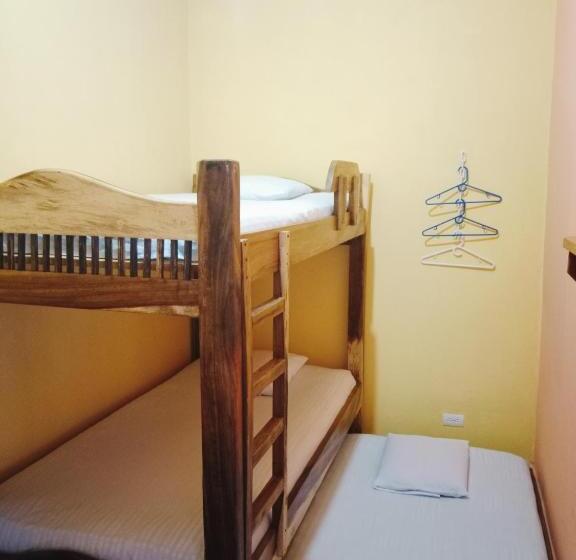 חדר משפחתי חדר אמבטיה משותף, Vista Hermosa Eco Hostal