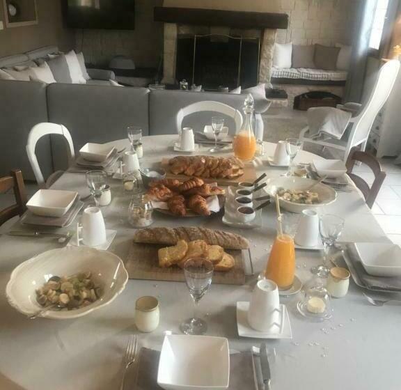 חדר דלוקס, Chambres D'hôtes Des Demoiselles