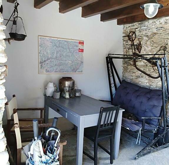 חדר סטנדרט לשלושה, Ca  Do Diao