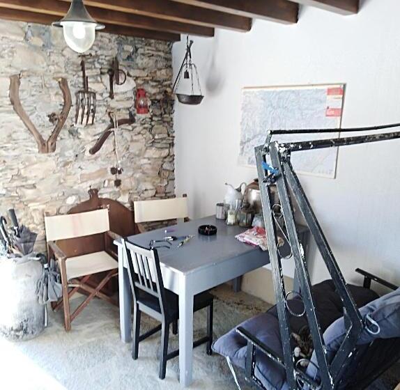 חדר סטנדרט לשלושה, Ca  Do Diao