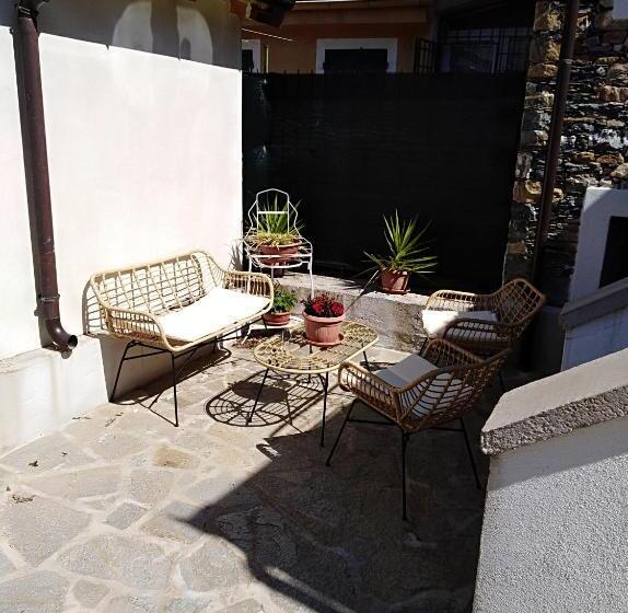 חדר סטנדרט לארבעה, Ca  Do Diao