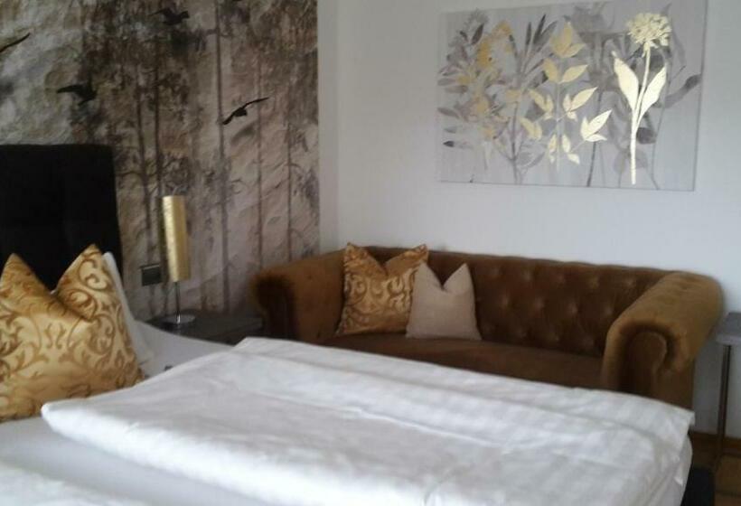 חדר סטנדרט עם מרפסת, Garni