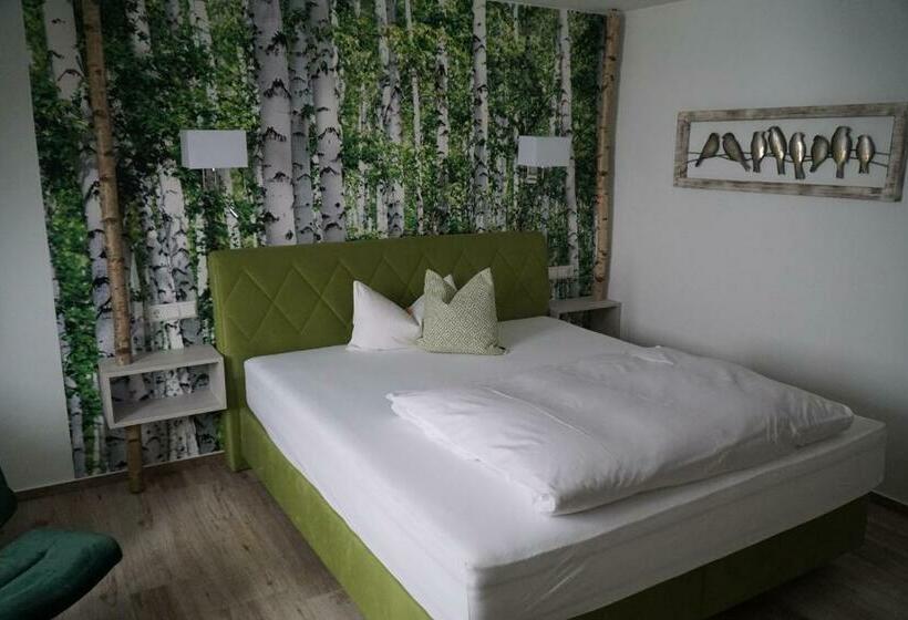 חדר סטנדרט, Garni