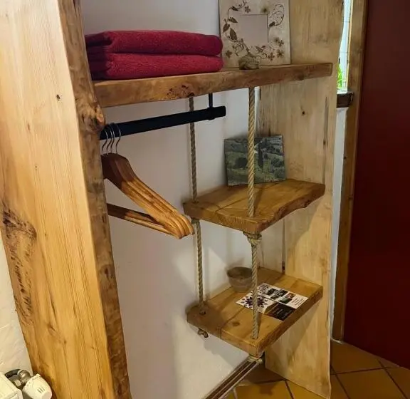 スタンダード４人部屋, Chambres D Hôtes Gîte Saint Roch