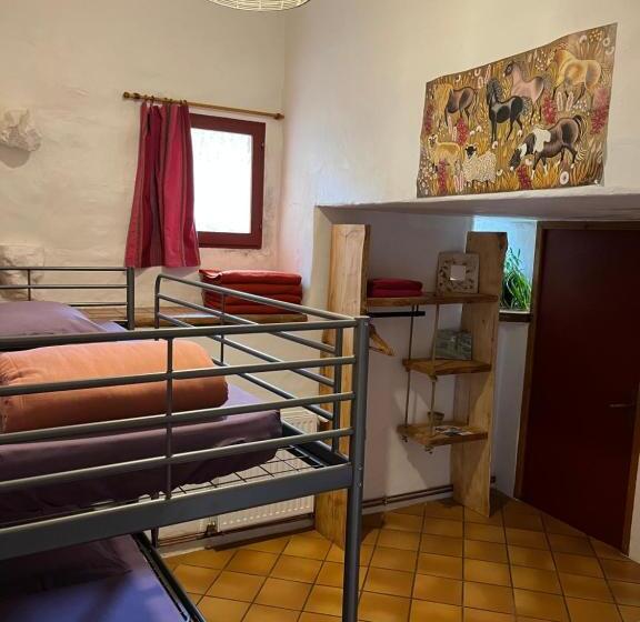 4인용 스탠다드 룸, Chambres D Hôtes Gîte Saint Roch