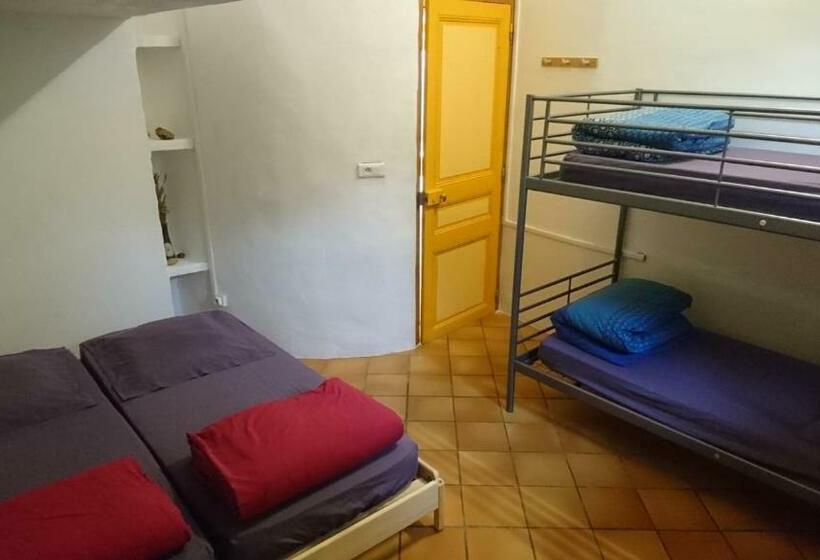 غرفة قياسية رباعية, Chambres D Hôtes Gîte Saint Roch