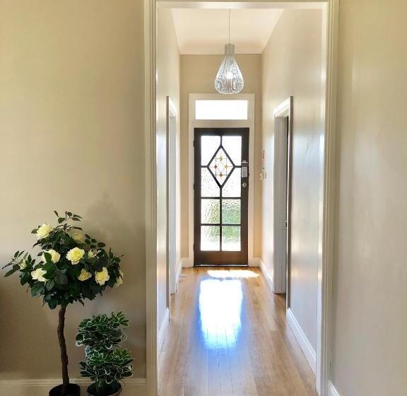 منزل غرفتين نوم, Renovated Little Cottage Aberdare Hunter Valley