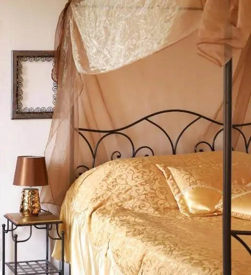 ガーデンビュースイート, Chambre D Hotes La Marlotte