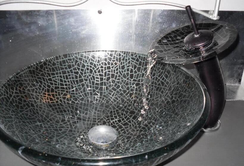 스위트, Chambre D Hotes La Marlotte