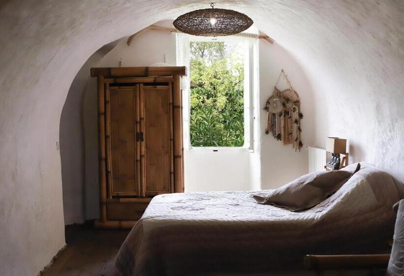 Номер Стандарт Вид на Горы, Chambre D Hotes La Marlotte