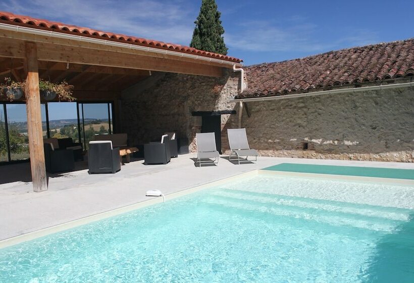 غرفة عائلية, Domaine De Calbiac