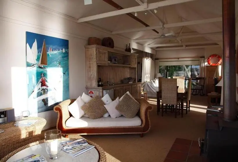 １ベッドルームハウス, Boathouse  Birks River Retreat