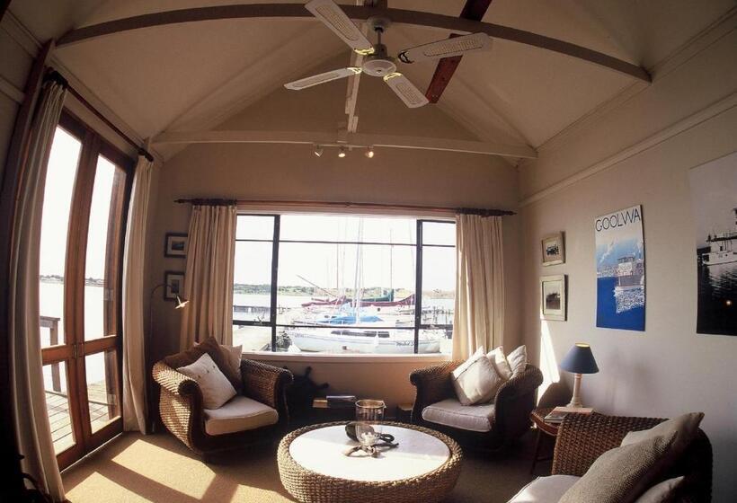 Дом 1 Спальня, Boathouse  Birks River Retreat