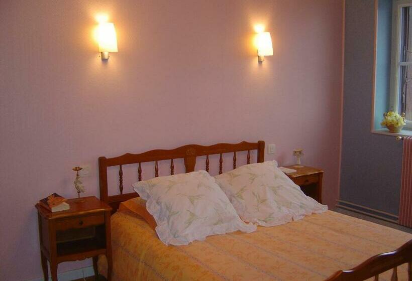 Quarto Estandar, Auberge Saint Aubin