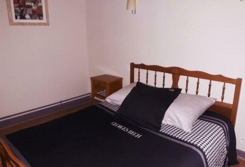 Quarto Estandar, Auberge Saint Aubin