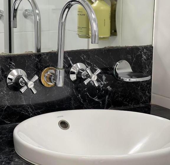 标准间, Country Roads Motor Inn Dysart