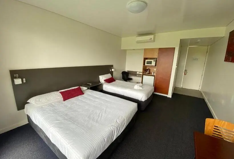 スタンダードトリプルルーム, Country Roads Motor Inn Dysart