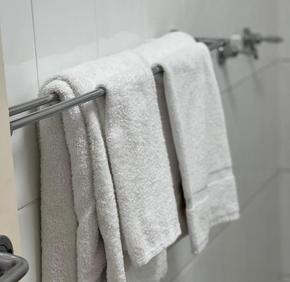 스탠다드 룸 킹사이즈 침대, Country Roads Motor Inn Dysart