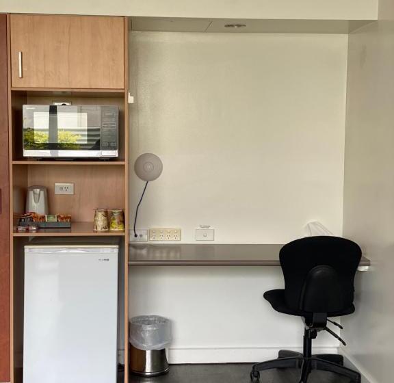 带大床的标准间, Country Roads Motor Inn Dysart