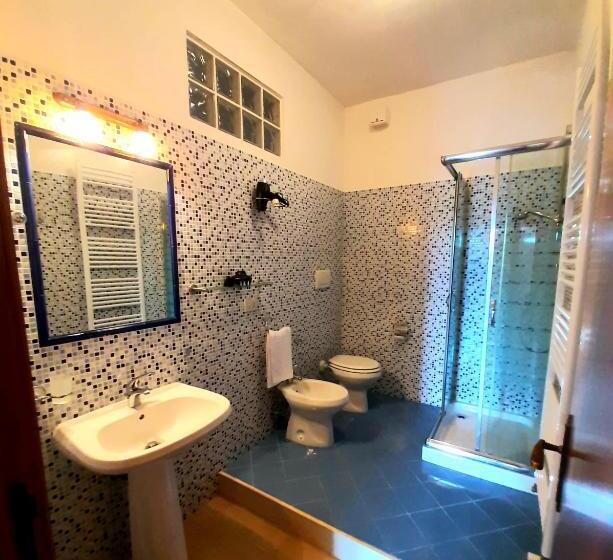 شقة غرفة واحدة مطلة على الحديقة, B&b Villa Eugenia