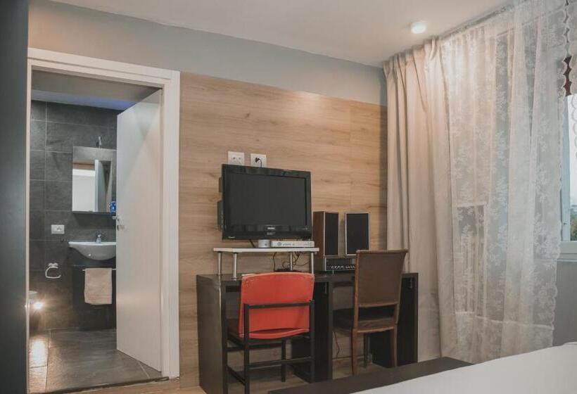 스탠다드 룸, Il Perale