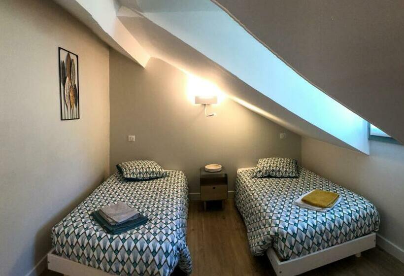 جناح جونيور مطل على الجبل, Hôtel ô Chiroulet