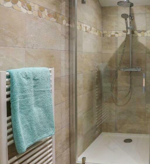 Номер Стандарт, Hôtel ô Chiroulet