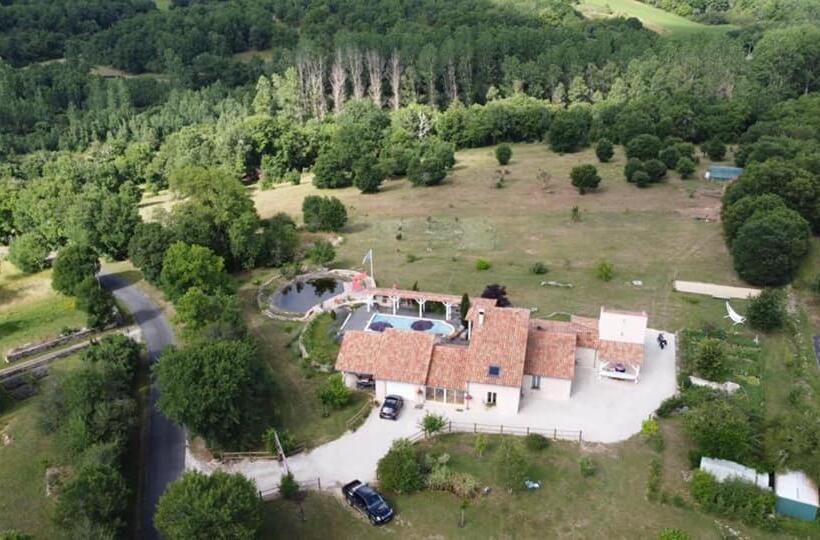 Полулюкс, Junior Suite Le Pied De Mulet