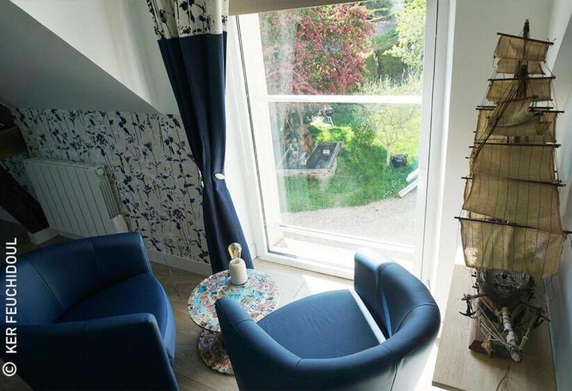 스탠다드 룸, Ker Feuchidoul