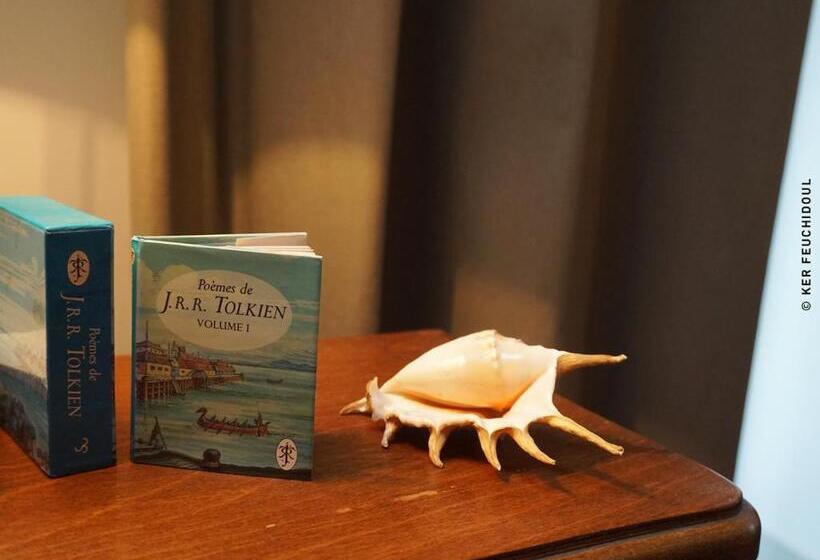 패밀리 룸, Ker Feuchidoul