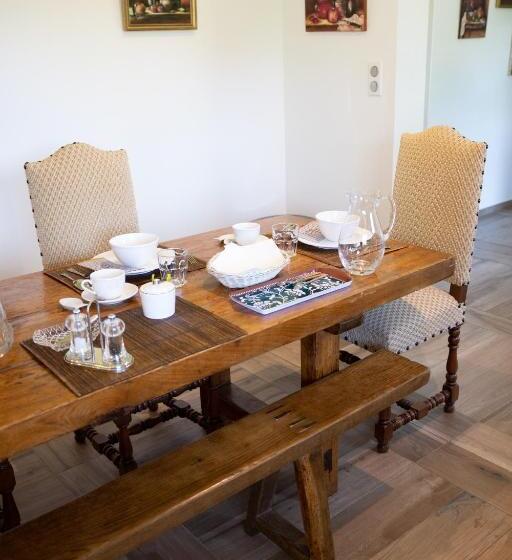 Номер Стандарт, Les Hauts D'etretat