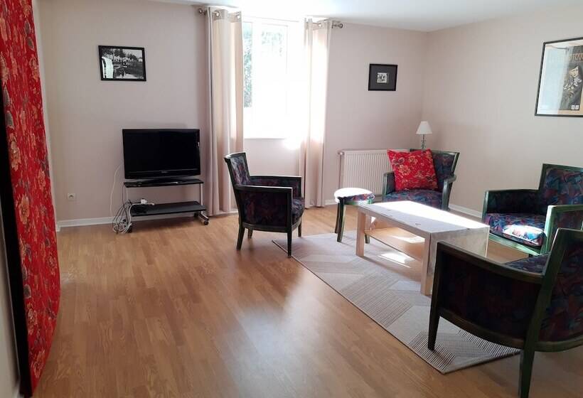 דירת דלוקס 3 חדרי שינה, Moulin De La Fleuristerie