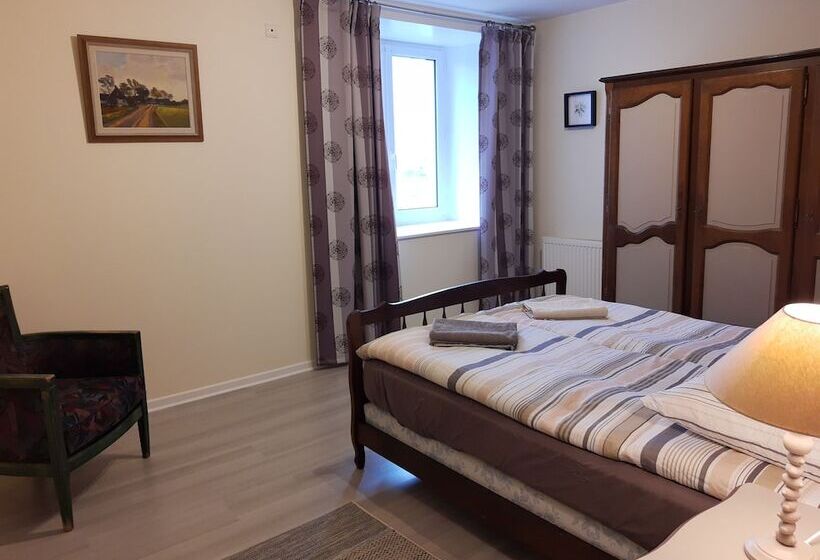 דירת נוחות 3 חדרים, Moulin De La Fleuristerie