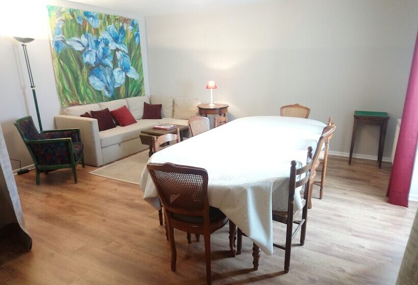 דירת נוחות 3 חדרים, Moulin De La Fleuristerie