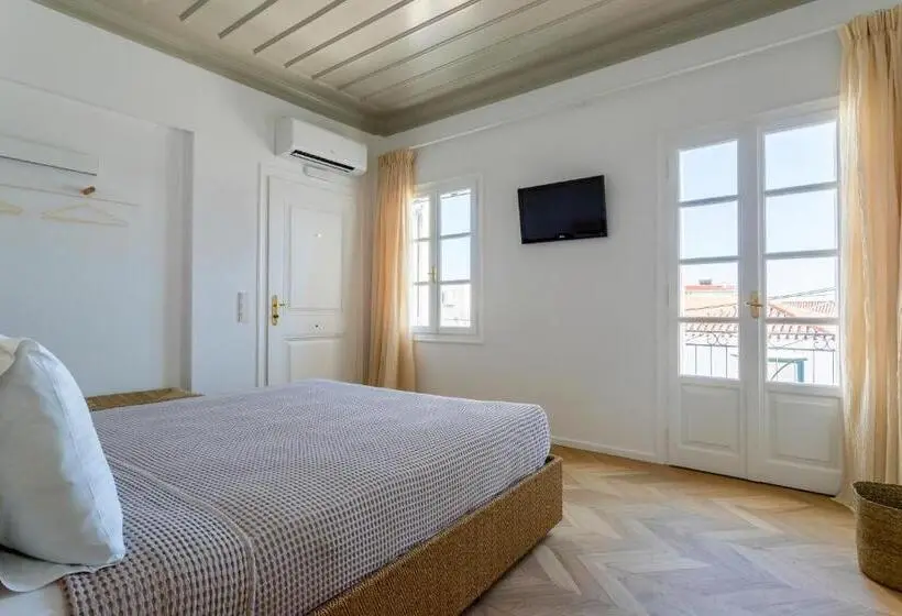 片側に海が見えるデラックスルーム, Guesthouse Niriides