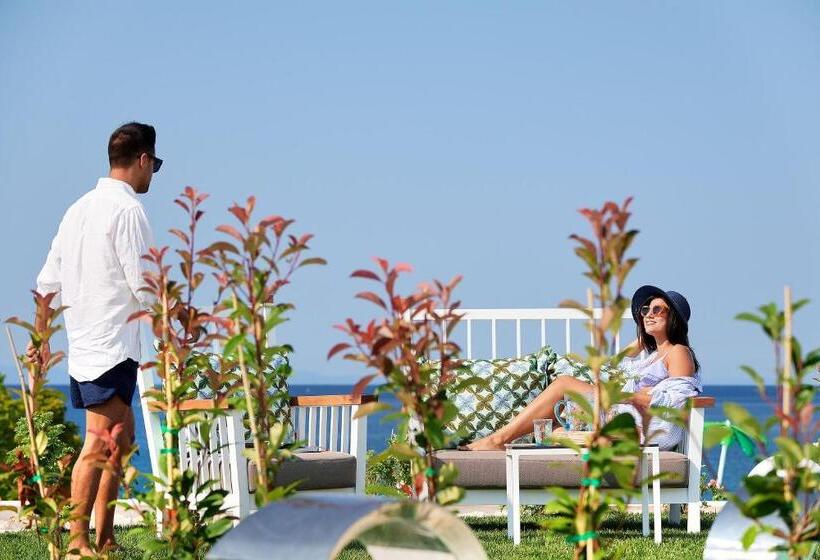 庭の見えるジュニアスイート, Alexandra Elegance Bridging Generations